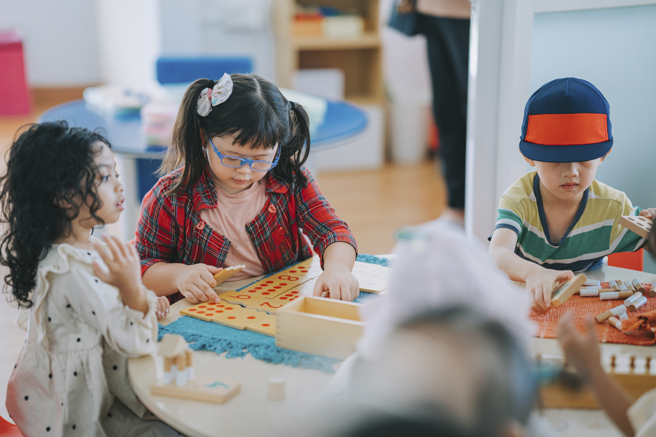 The Montessori Approach to High-Quality Academics: Nurturing Independent Learners